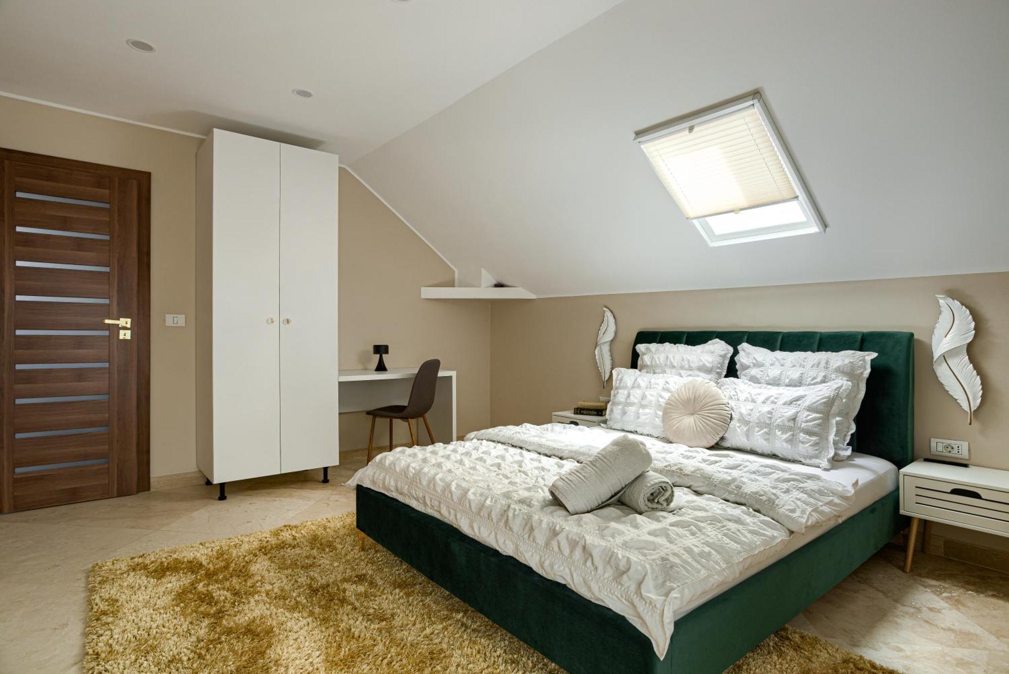 Sika Palladium Garden & Spa Central Apartment Arad Ngoại thất bức ảnh