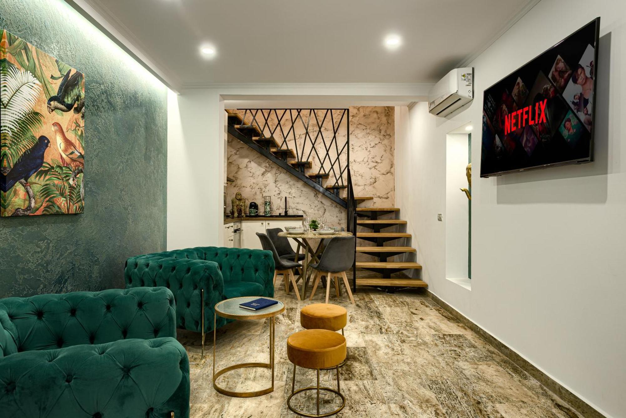 Sika Palladium Garden & Spa Central Apartment Arad Ngoại thất bức ảnh