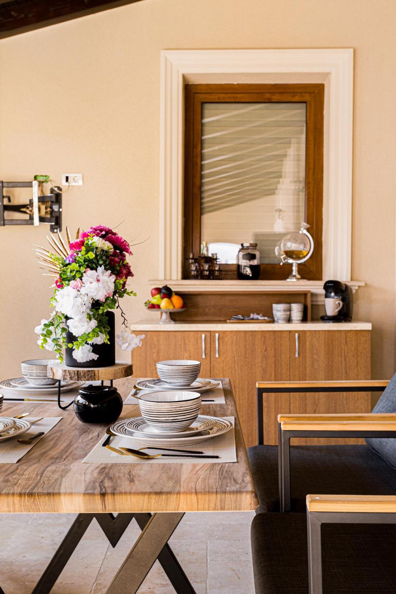 Sika Palladium Garden & Spa Central Apartment Arad Ngoại thất bức ảnh